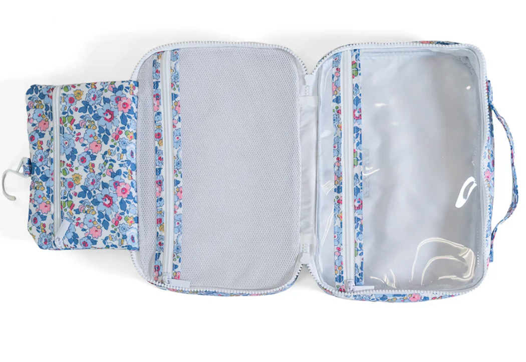 FLEURIE BUNDLEUP2 Hanging Toiletry Bag - FLEURIE